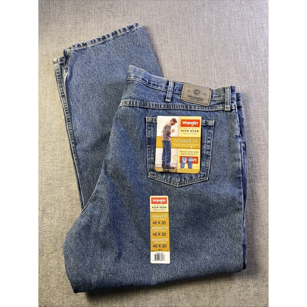 Wrangler Jeans Men 46x30 Relaxed Fit Straight Leg Denim Five Star Premium NWT